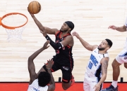 九游体育中国官网-篮网主场惨败猛龙，季后赛希望渺茫的简单介绍