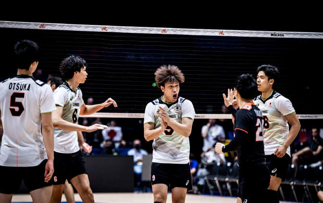 克莱蒙足球队在法国联赛中横扫对手
