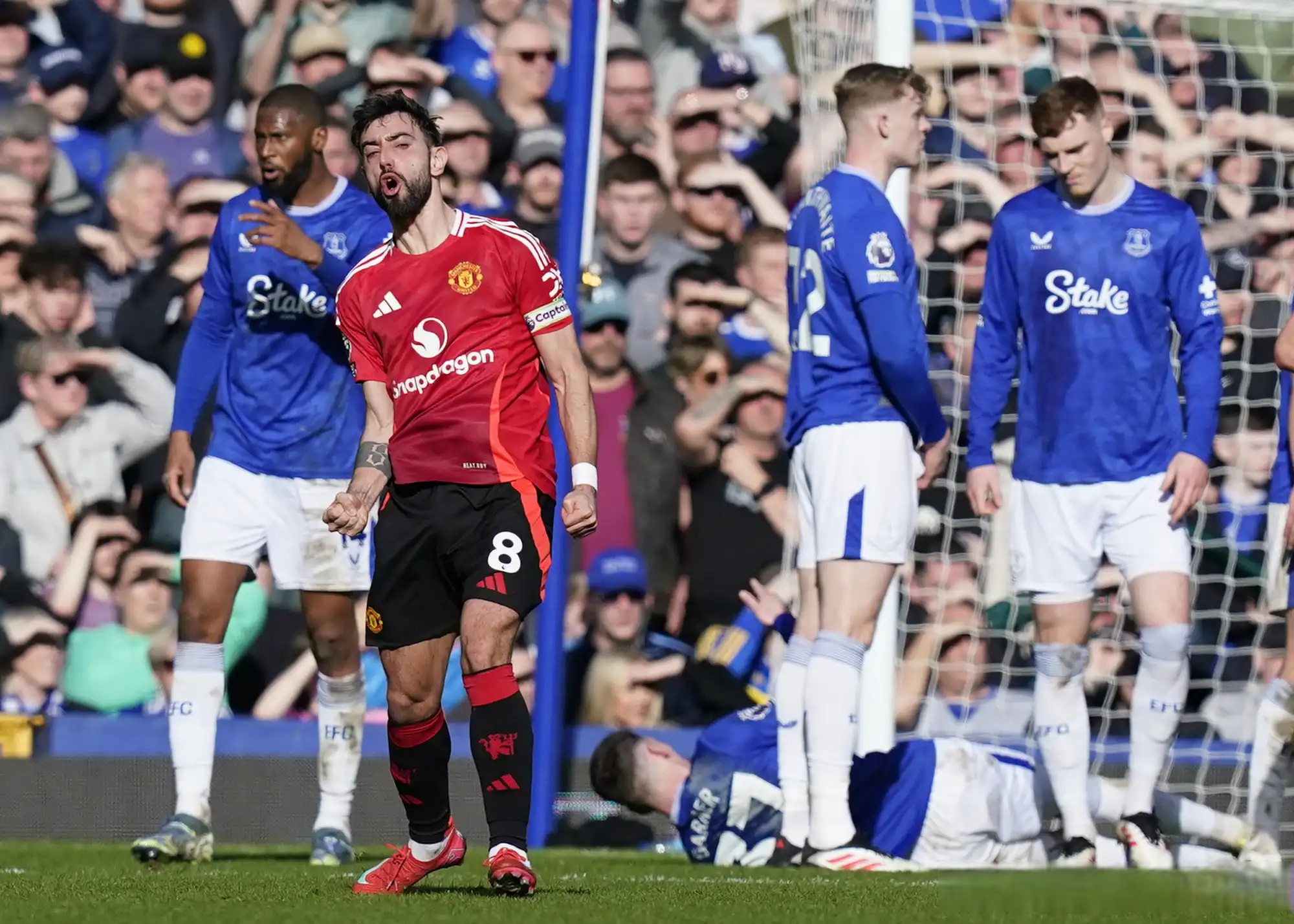 埃弗顿主场失利,球队士气受挫 埃弗顿主场失利,球队士气受挫