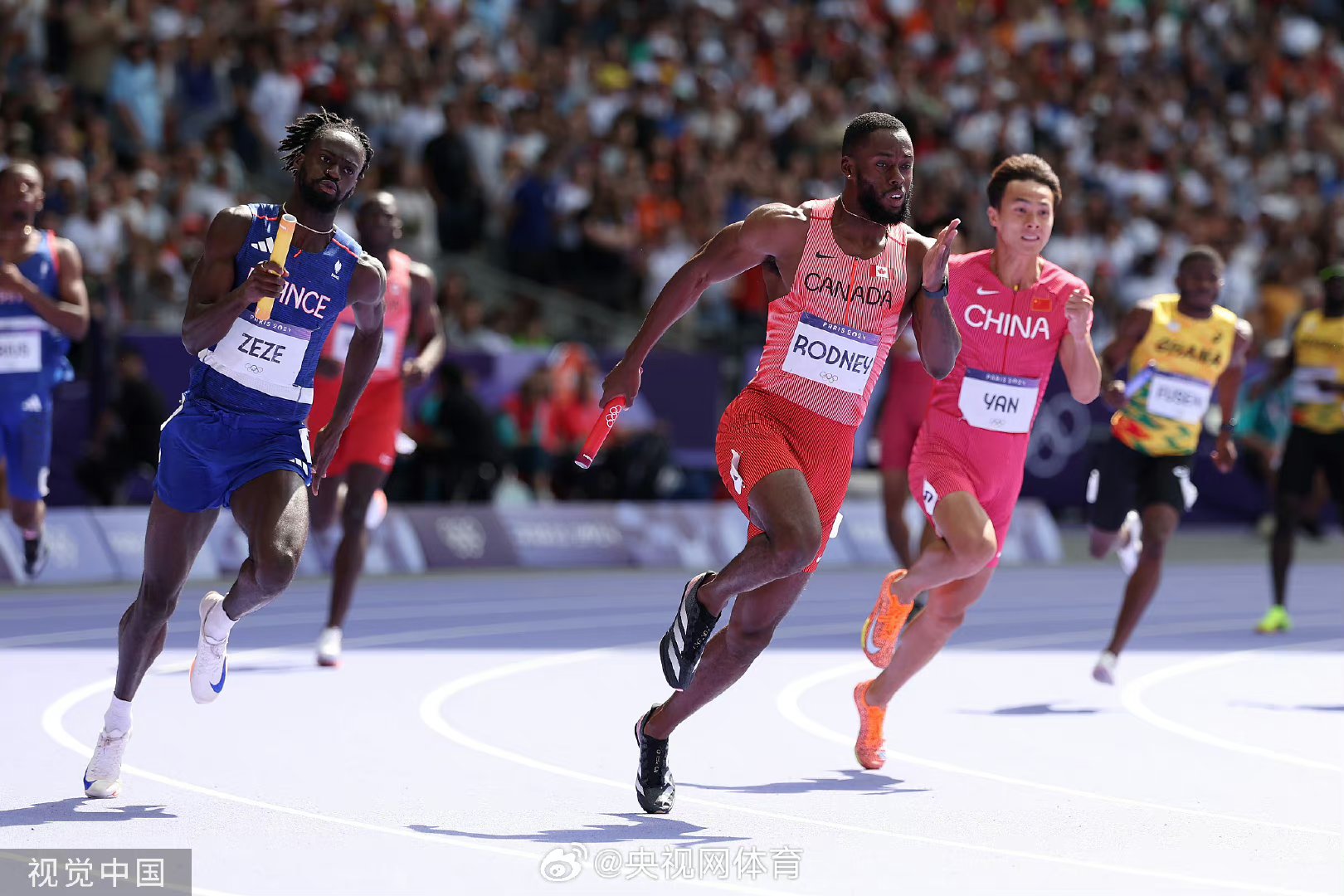 南非田径选手冲刺终点，英姿勃发的简单介绍